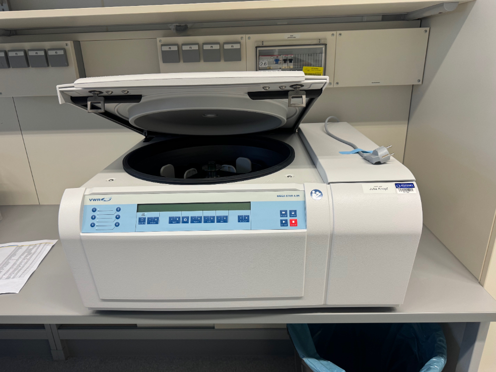 Image of VWR Mega Star 4.0R Refrigerated Centrifuge